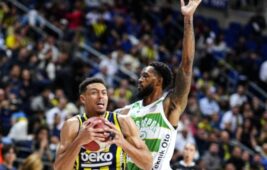 Fenerbahçe Beko, İkinci Yarıdaki Müthiş Geri Dönüşle Galibiyete Ulaştı