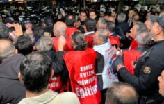 Hutbede Övgü, Sokakta Müdahale: Öğretmenlere Polis Engeli