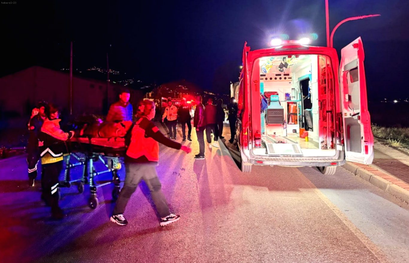 Antalya'da İlginç Kaza: Motosikletli Sürücü Alkollü Çıktı, Ekipler Kayıp Dişleri Aradı