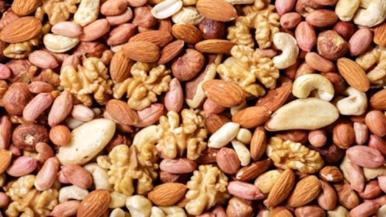 Uzun ve Sağlıklı Yaşamın Sırrı Kuruyemişlerde mi Saklı? Ceviz, Fıstık ve Kaju’nun Ötesinde!