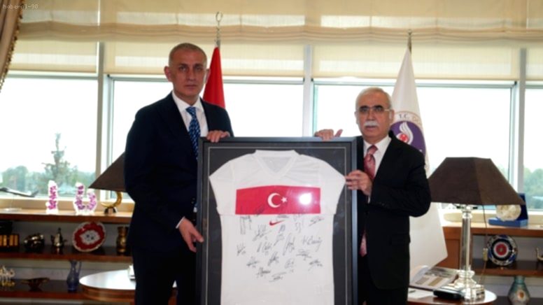 TFF Başkanı Hacıosmanoğlu’ndan Anayasa Mahkemesi Başkanı Özkaya’ya Ziyaret