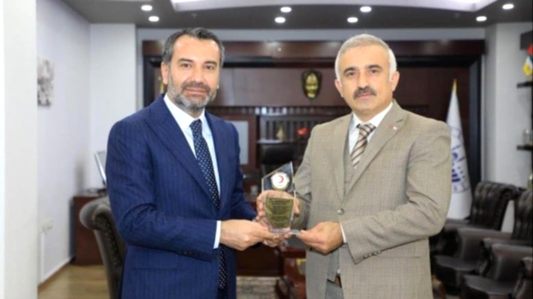 Elazığ Belediyesi AKP’li Başkan ile Aile Şirketine Mi Dönüştü?