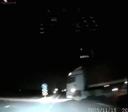 AKP Karaman Milletvekili Selman Oğuzhan Eser Trafik Kazası Geçirdi: Araç İçi Kamera Kayıtları Ortaya Çıktı