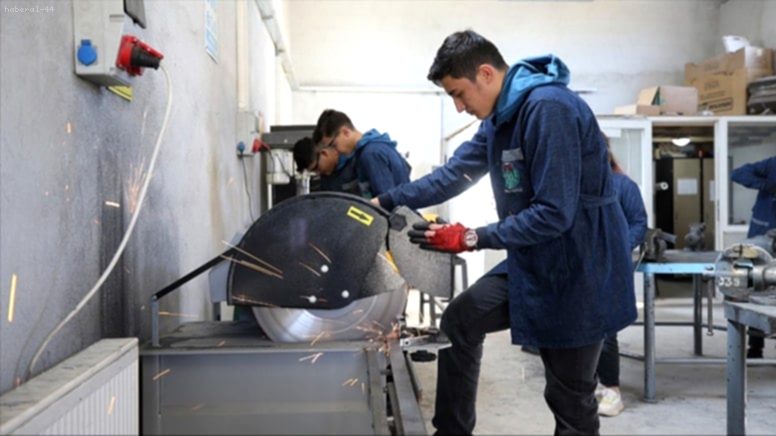 MESEM: Mesleki Eğitim mi, İş Cinayeti mi?