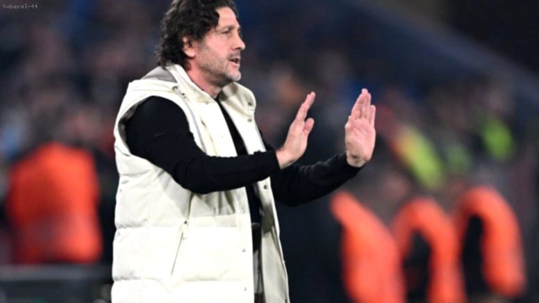 Fatih Tekke’den Şok Sözler: ‘Elinde Sopayla Cephede Bekliyorlar…’