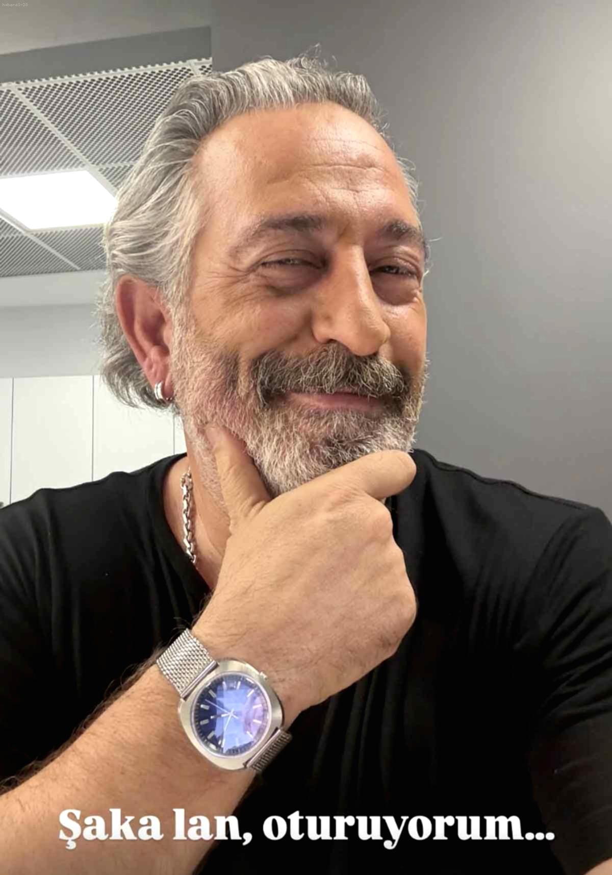 Cem Yılmaz'ı Daha Önce Hiç Böyle Görmediniz! İşte Yapay Zeka ile Dans Şovu