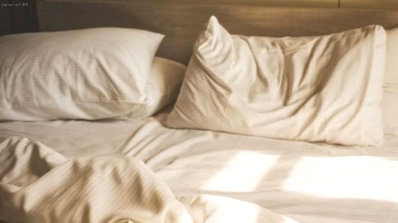 Eski Yastıklar Sanılandan Daha Çok İşe Yarıyor: Çöpe Atmadan Önce İki Kere Düşünün!