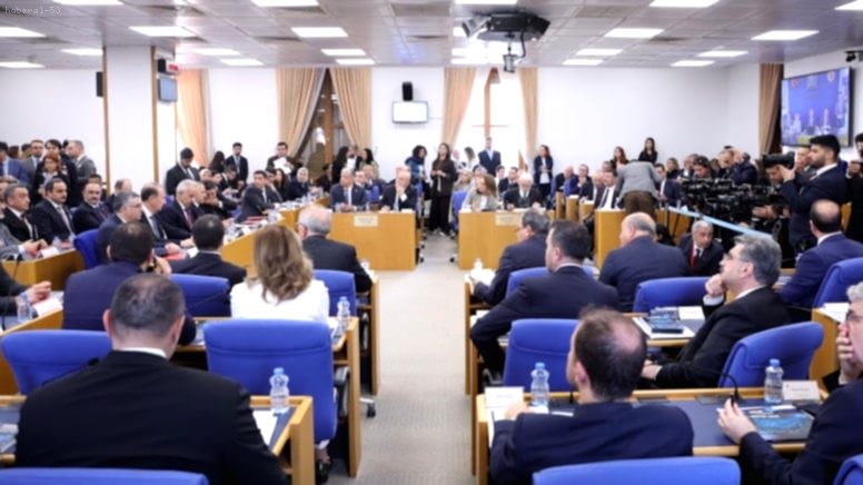 TBMM’de ‘Kürt İlleri’ Tartışması: AKP’li Muş’tan Sert Uyarı