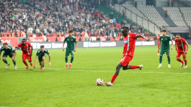 Amed Sportif Faaliyetler’e 9 Dakika Yetti! Esenler Erokspor’u Devirdi