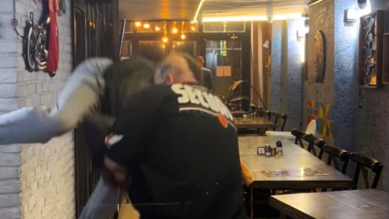 Çalışanını Darbeden Sosyal Medya Fenomeni Bahadır Ünlü Tutuklandı