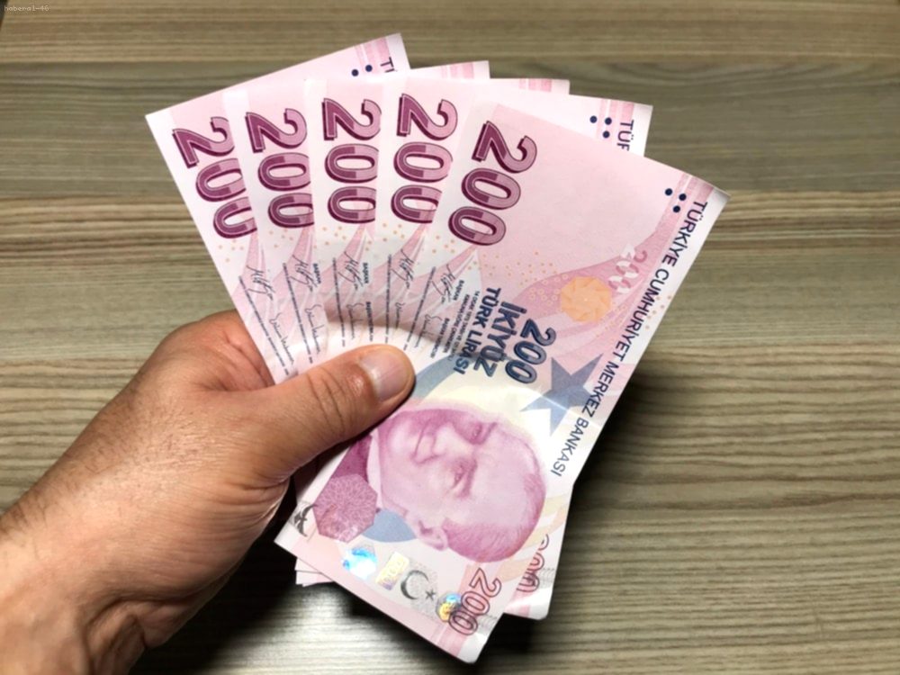 200 TL Banknotlar Tarihe Mi Karışıyor? Uzmanlar 2030'u İşaret Ediyor