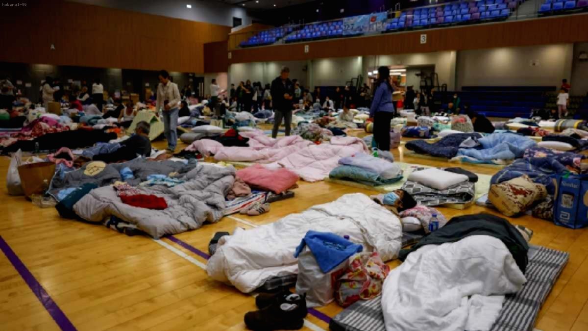 Hong Kong'da 77 Yılın En Büyük Faciası: Yangında 65 Ölü, Yüzlerce Kayıp