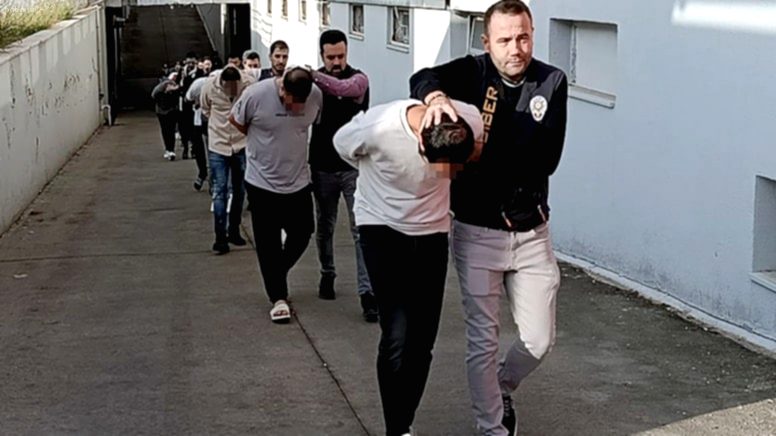 Adana’da Sazan Sarmalı Dolandırıcılık: ‘Sizi Dolandırdım’ Mesajıyla Şoke Ettiler!