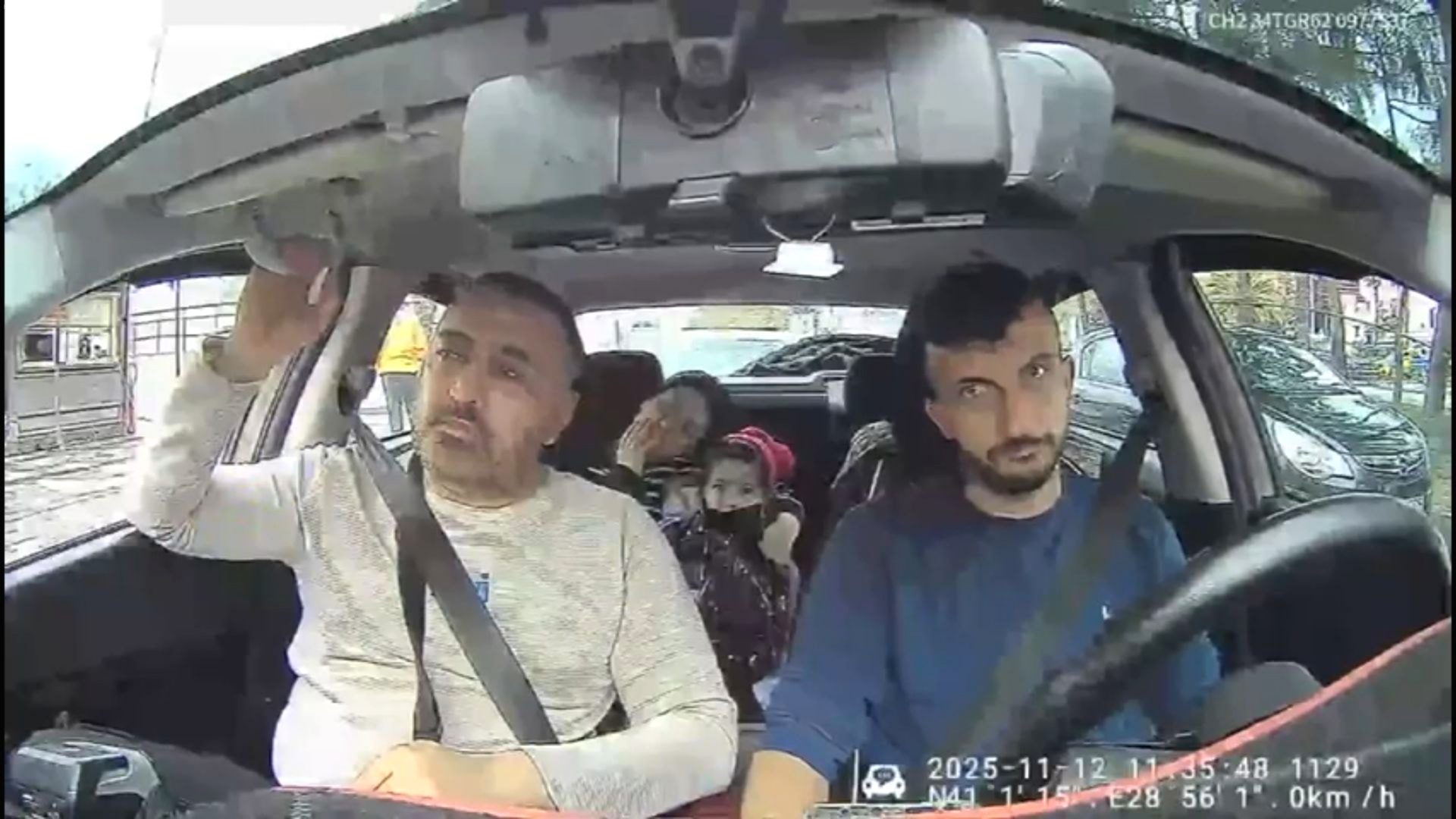 Böcek Ailesinin Hastaneye Gitmeden Önceki Son Anları Ortaya Çıktı: Yolda Rahatsızlandılar!