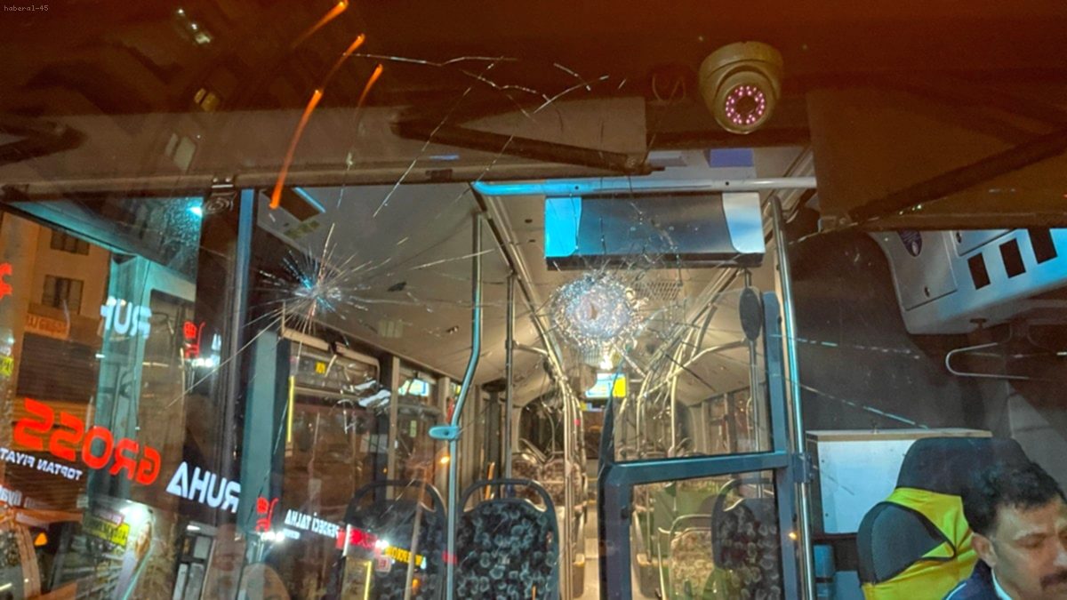 Şanlıurfa'da Silahlı Çatışma: Kurşunlar Otobüse İsabet Etti, Yaralılar Var!