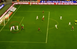 Süper Lig’de Eşine Az Rastlanır An: Kaleci Kavgayı Ayırmaya Gitti, Kalesini Boş Bıraktı, Gol Geldi!