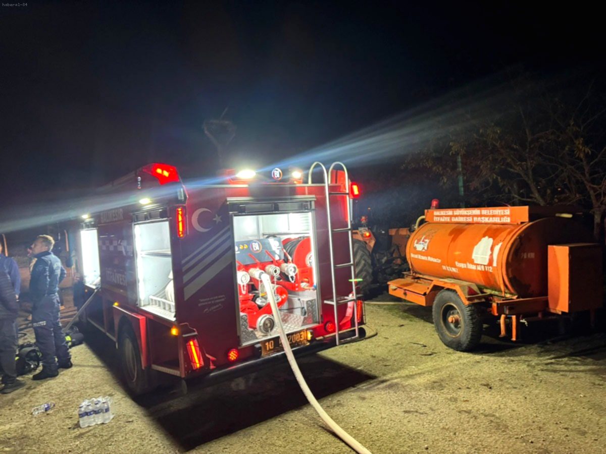 Balıkesir'de Tavuk Çiftliğinde Faci: Yangında 5 Bin Civciv Can Verdi