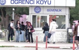 Ege Üniversitesi’nde Depremzede Öğrencilere Yurt Ücreti Şoku!
