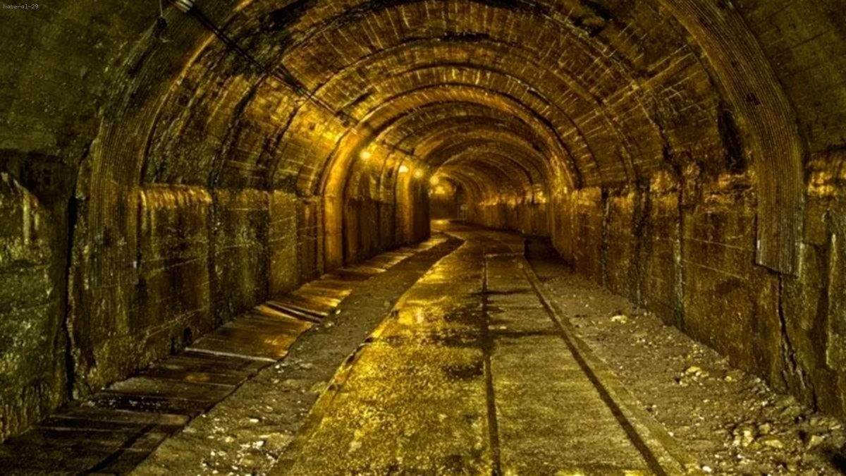 Kanada'da Dev Altın Rezervi Keşfi: Her Taşın Altından Altın Fışkırıyor!