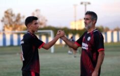 Hatay’da Baba-Oğul Aynı Takımda Ter Döküyor!