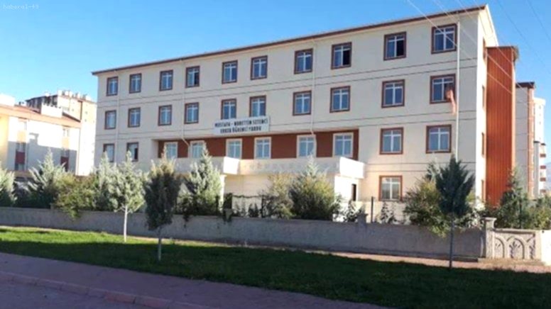 Kayseri’de Cemaat Yurdunda Skandal: 15 Yaşındaki Çocuk Soğuk Hava Deposuna Kilitlendi!