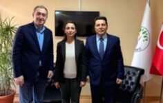 Ahmet Özer, DEM Parti Eş Başkanları Bakırhan ve Hatimoğulları ile Bir Araya Geldi