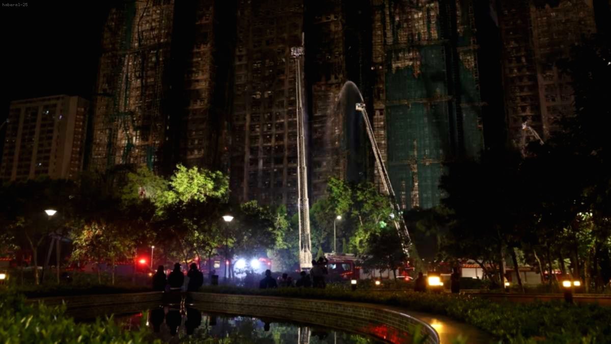 Hong Kong'da 77 Yılın En Büyük Faciası: Yangında 65 Ölü, Yüzlerce Kayıp