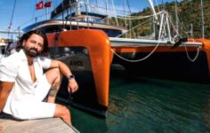 Koray Avcı İstanbul’u Bıraktı, Göcek’te Karpuz Tezgâhında!