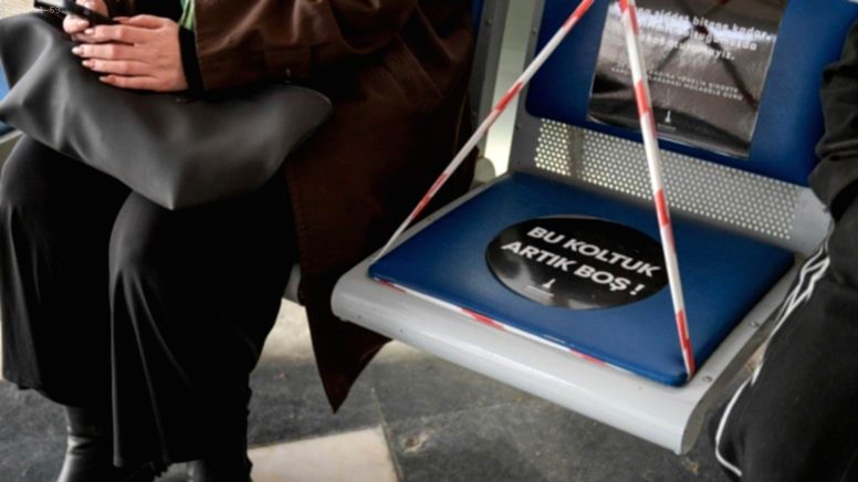 İzmir’de Toplu Taşımada Duyarlı Mesaj: O Koltuk Artık Boş!
