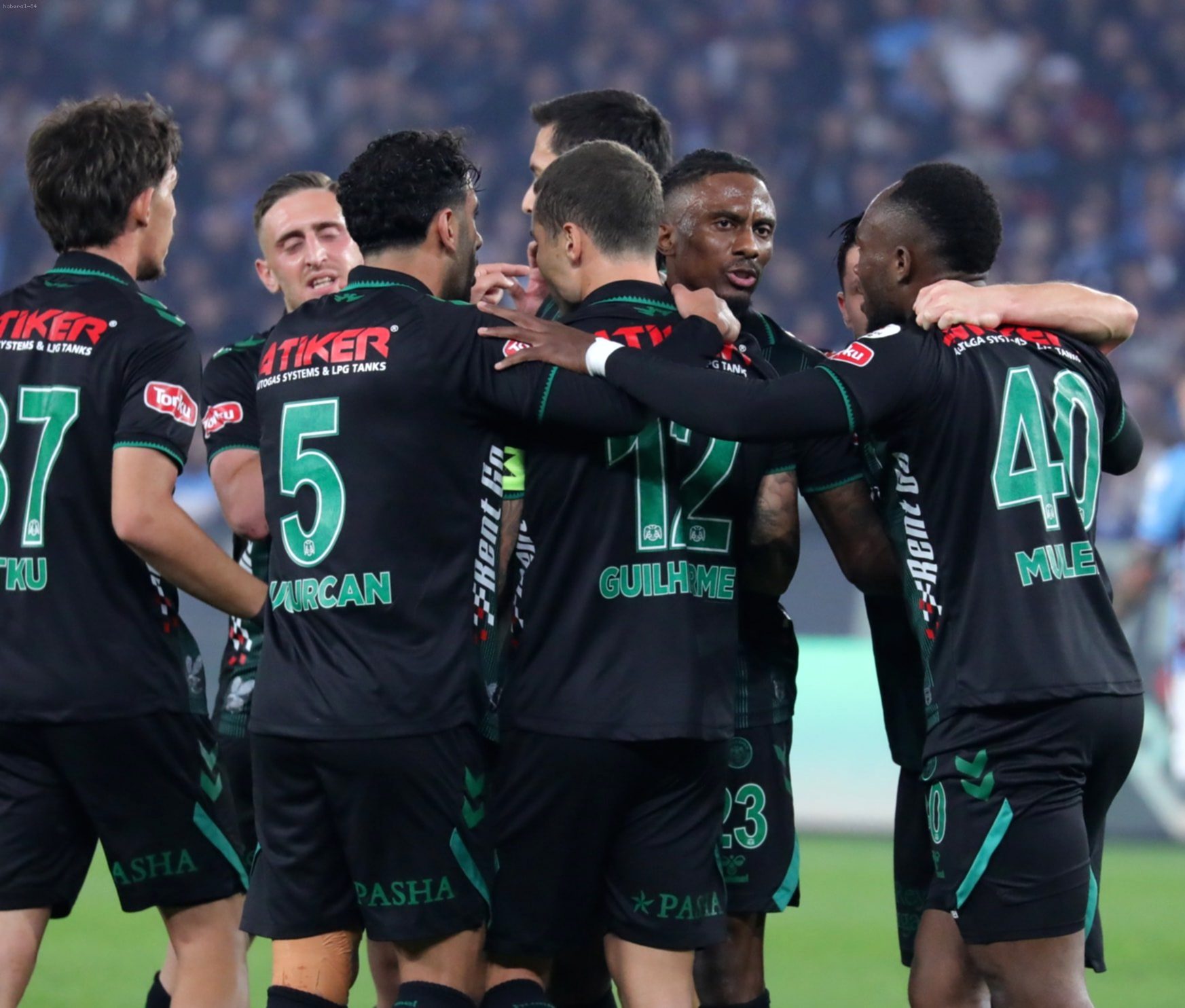 Trabzonspor Muhteşem Geri Dönüşle Zirveye Göz Kırptı!