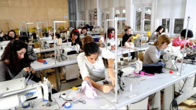 Giyim Firmasında Şoke Eden Uygulama: Kadın Çalışanlara Regl Yasağı İddiası