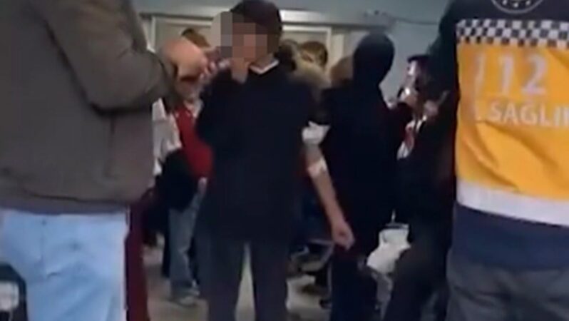 Bingöl’de Zehirlenme Alarmı: Öğrenciler Hastaneye Kaldırıldı