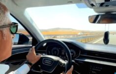 Ulaştırma Bakanı’nın Araç Tercihi Tartışma Yarattı: Otoyolda Audi, Meclis’te Togg!