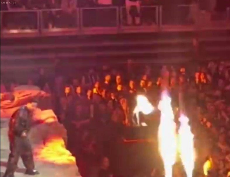 Lvbel C5 İstanbul Konserinde Şoke Eden Anlar: Hayranının Kalçası Alev Aldı!