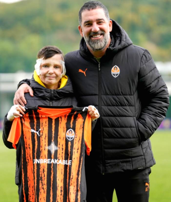 Arda Turan Şoke Olduğu Geceyi Anlattı! 8 Yaşındaki Çocuktan Hayat Dersi