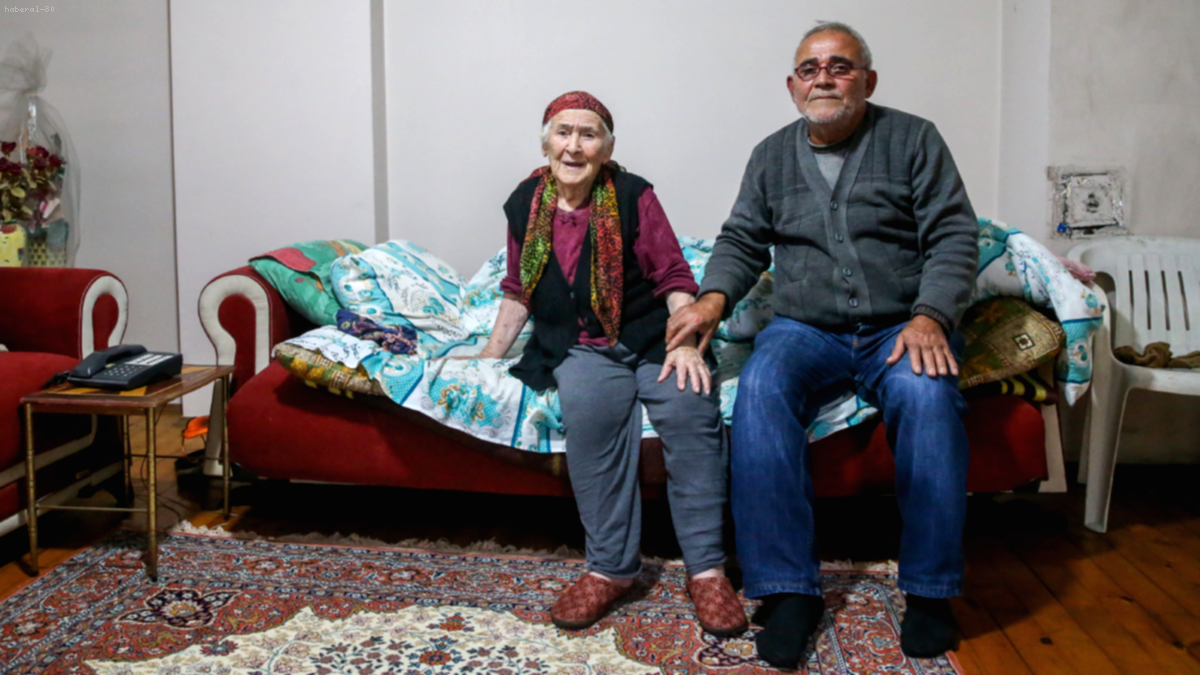 114 Yaşındaki Fadime Nine'nin Tek Hayali O Şehri Görmek: Ne İstanbul Ne İzmir