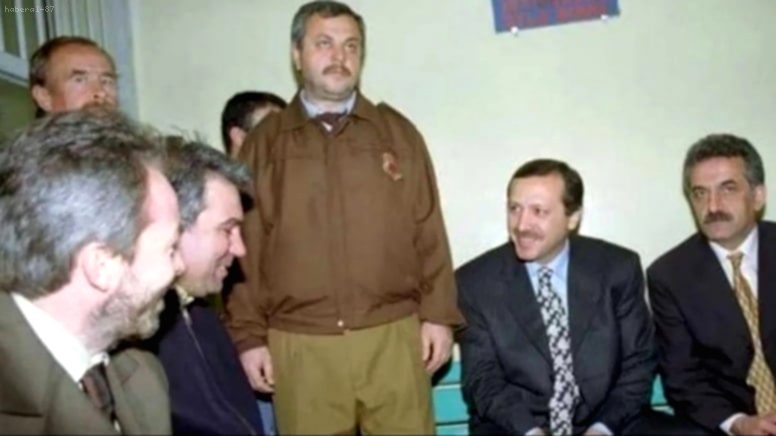 Erdoğan’ın AKBİL Davası: Cezaevinden Canlı Yayın Talebi ve Savunması