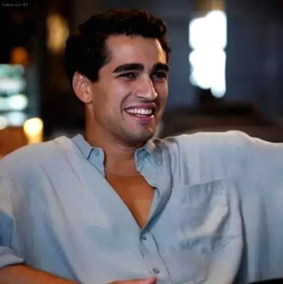 'Kim Milyoner Olmak İster'de Mert Ramazan Demir Şaşkınlığı! Yarışmacı İkizi Gibi