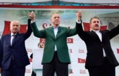 BBP Lideri Destici’den Semt Pazarında Dikkat Çeken Çıkış: Erdoğan’ı Eleştirdi Mi?