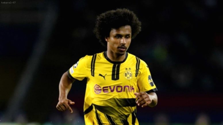 Borussia Dortmund Yıldızı Adeyemi’ye Şok Ceza: Muşta ve Elektroşok Silahı Taşımaktan Yüklü Para Cezası!