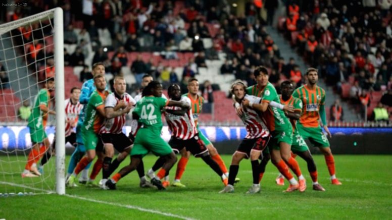 Alanyaspor, Samsun Deplasmanında Son Dakika Golüyle 1 Puanı Kurtardı
