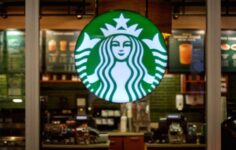 Starbucks’tan Stratejik Dönüşüm: ABD’de 400 Mağaza Kapanıyor, ‘Her Köşe Başında’ Devri Bitiyor