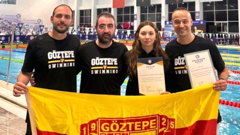 Göztepeli Derin Akar, Yüzmede 11 Yıllık Türkiye Rekorunu Tarihe Gömdü!